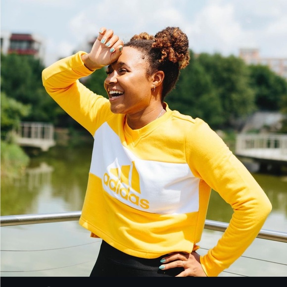 Adidas Women’s Yellow Sweatshirt Logo Sz M - Picture 6 of 7